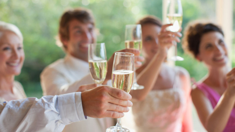 Tips and Tricks for Writing a Best Man Speech 